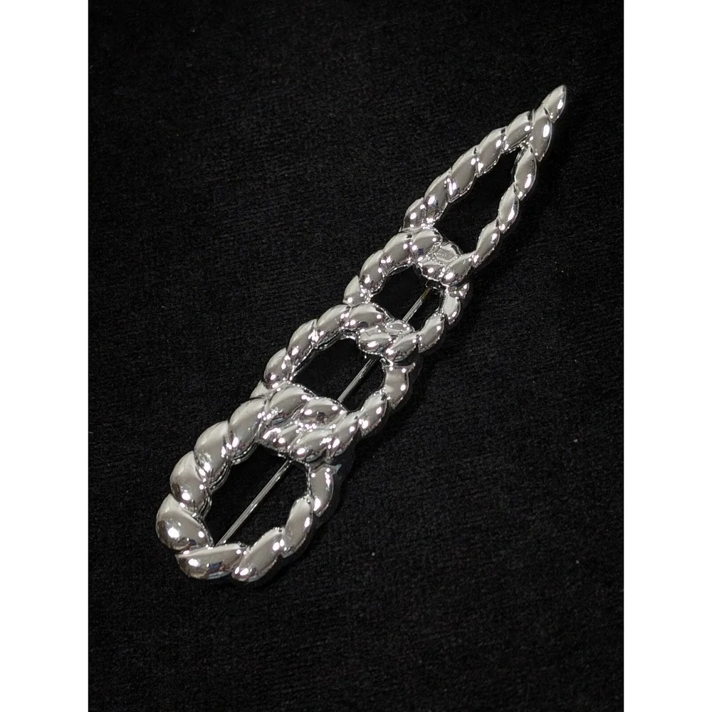 Vintage Retro‎ Large Silver Tone Cable Ribbed Chain Link Brooch Pin